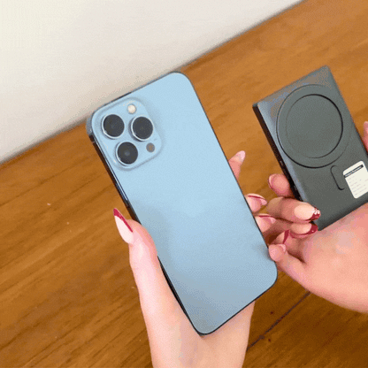 Snap-On Selfie Screen