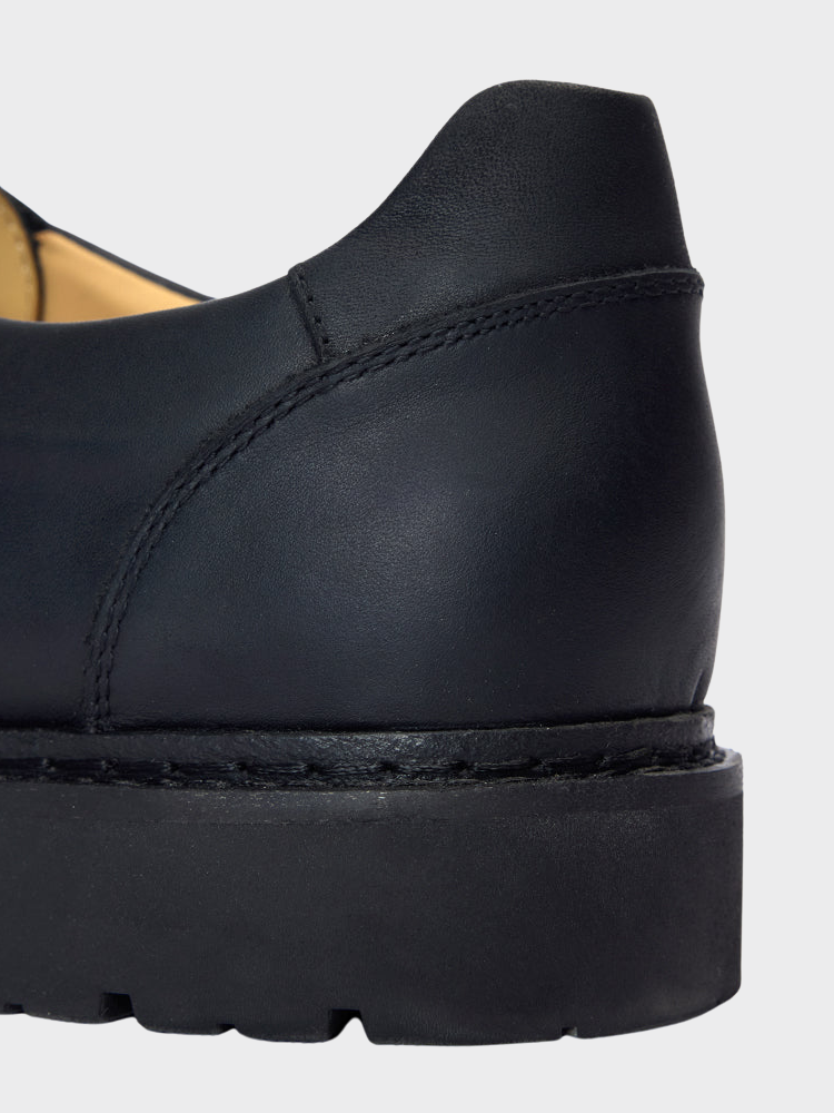 Summit Style Low-Top Shoes