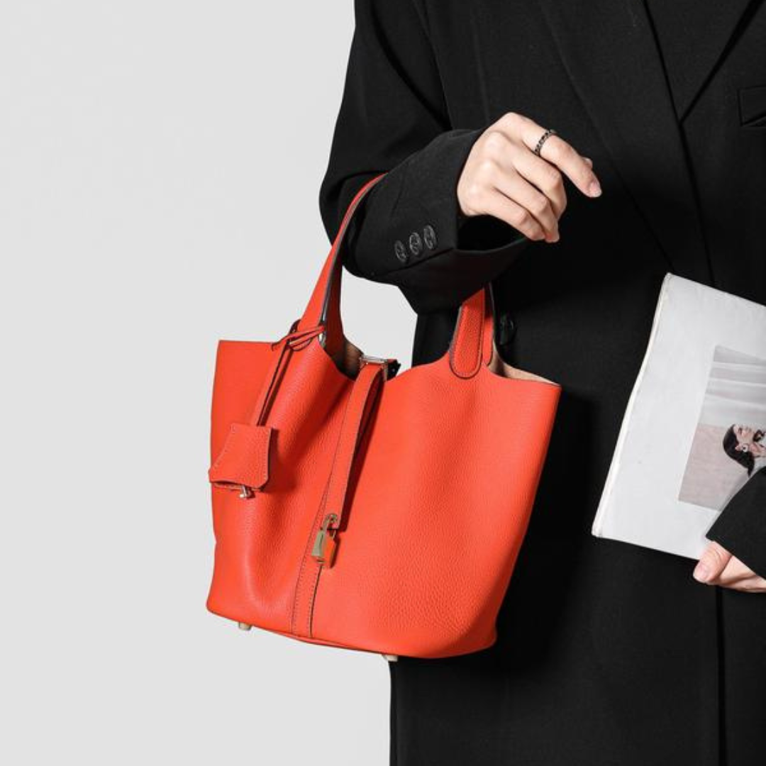 Chic Everyday Lock Bag