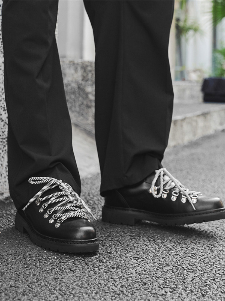 Summit Style Low-Top Shoes