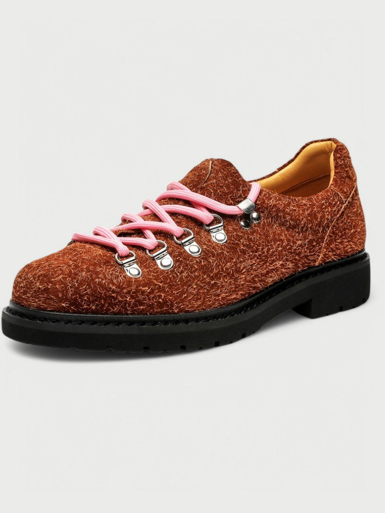 Summit Style Low-Top Shoes
