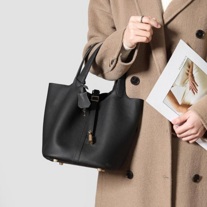 Chic Everyday Lock Bag
